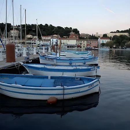 Le Ponton Et Son Lägenhet Saint-Mandrier-sur-Mer
